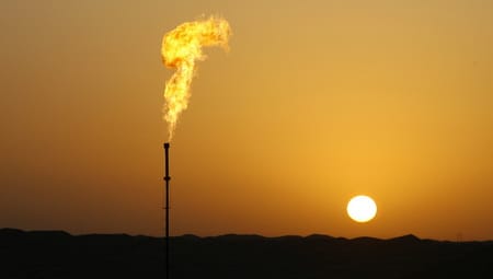 Harga Minyak Merosot Hingga US$ 50