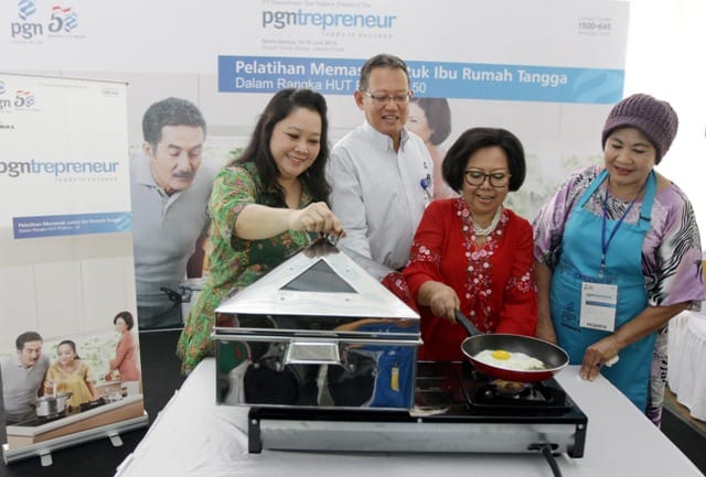 PGN Latih Ibu Rumah Tangga Jadi Wirausahawan