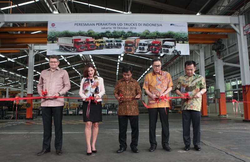 UD Trucks Resmikan Pabrik Perakitan Di Indonesia