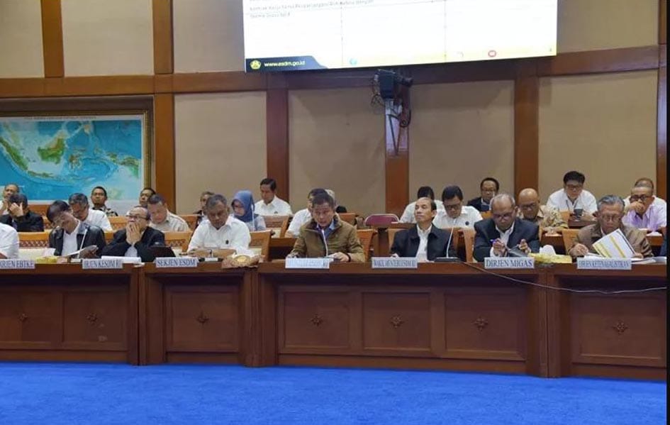 Jonan Yakin PNBP ESDM 2018 Lampaui Target