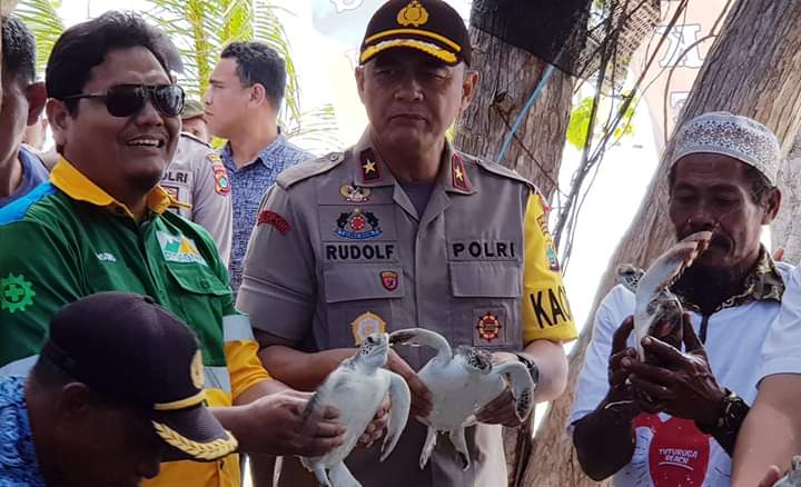 Kisah PT Gag Nikel Edukasi Warga Jaga Habitat Penyu