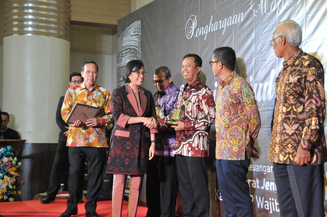 PTBA Raih Penghargaan Wajib Pajak 2019