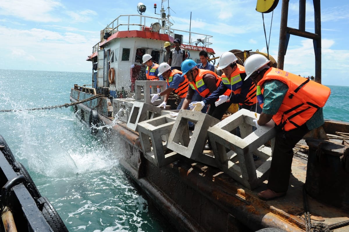 Konsisten Reklamasi Laut, PT Timah Bakal Tenggelamkan Ribuan Artificial Reef