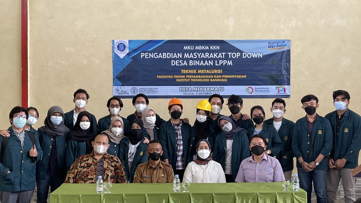 Mahasiswa Teknik Metalurgi ITB Dukung Pembuatan Cangkul Dengan SNI