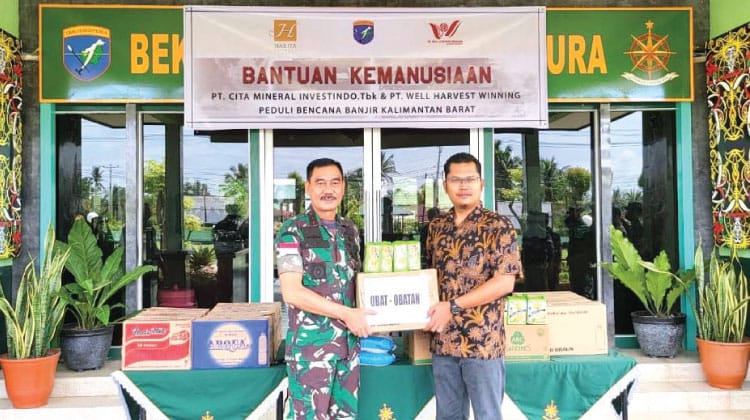 Bantu Korban Banjir Kalbar, PT WHW Dan Cita Mineral Investindo, Tbk Kembali Salurkan Bahan Pokok