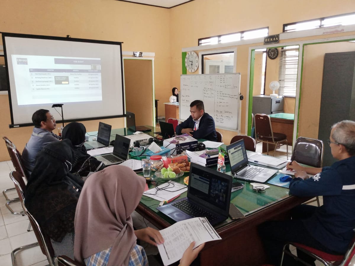 Standar Internasional Jamin Kualitas Layanan Prodi Teknik Pertambangan Unikarta