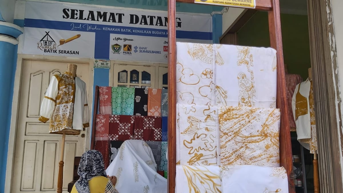 Bantu UMKM, PAMA Dorong Pengembangan Batik Serasan Khas Muara Enim