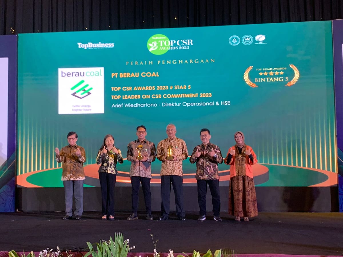 Dedikasi Penuh Jalankan Program CSR, Berau Coal Raih Penghargaan Tertinggi TOP CSR Award 2023