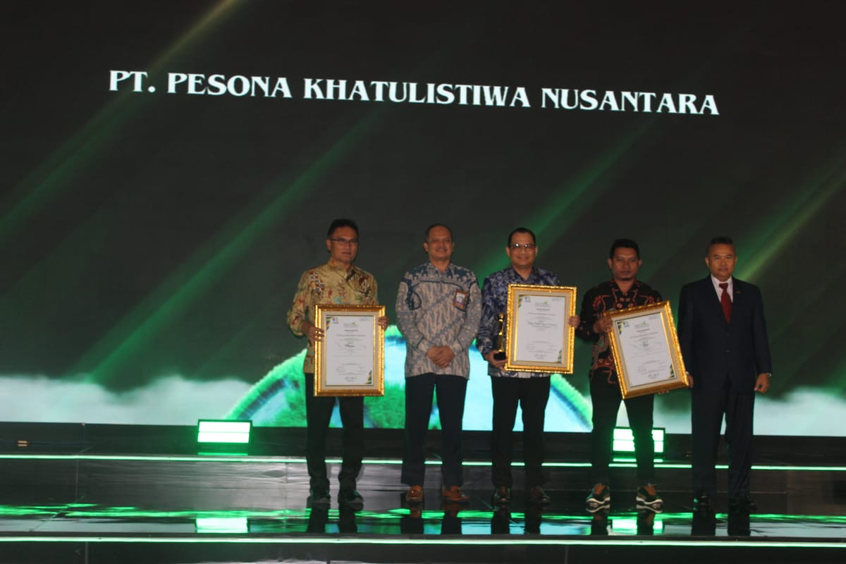 Pesona Khatulistiwa Nusantara