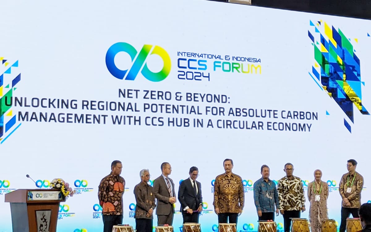 Pembukaan International & Indonesia Carbon Capture Storage (IICCS) Forum 2024 di Jakarta Convention Center (JCC), Rabu (31/07