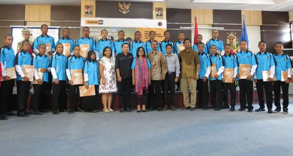 Tingkatkan Kualitas Pelajar SMK, Trakindo Kucurkan Beasiswa