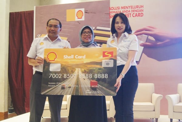 Shell Luncurkan Kartu Pengisian Bahan Bakar Sistem Online dan Pasca-bayar