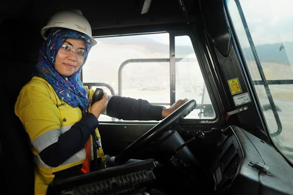 Siapkan SDM Lokal, Amman Mineral Buka Beasiswa Vokasi Di Lingkar Tambang