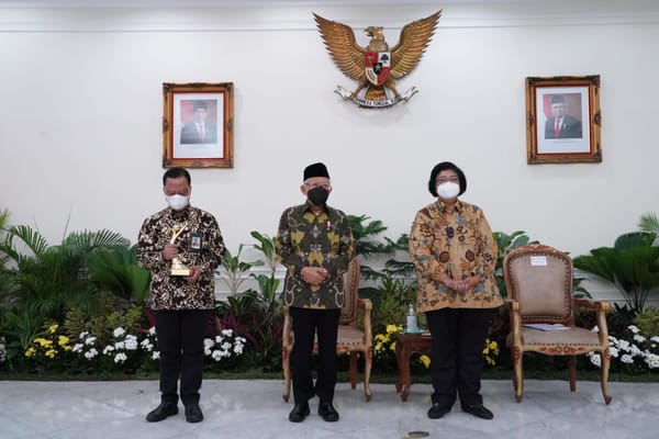 Kilang Kasim Raih Proper Emas Pertama Untuk Indonesia Timur