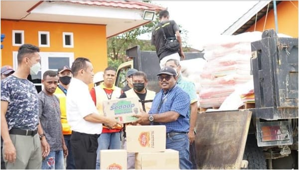 Peduli Korban Bencana Amar dan Atuka, PT Freeport Serahkan 4 Ton Bantuan Kemanusiaan melalui BPBD Mimika