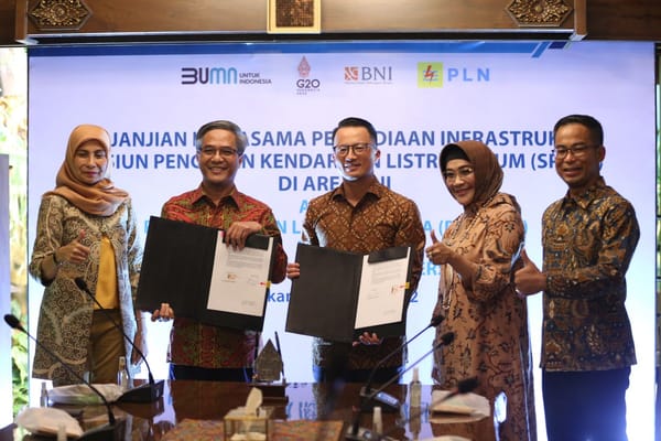 Dukung Ekosistem Kendaraan Listrik, PLN-BNI Kolaborasi Perluas Jangkauan SPKLU