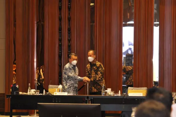 Menteri ESDM dan Menteri Perindustrian Bertemu Bahas Isu Strategis