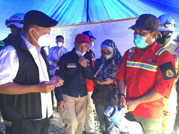 Nusa Halmahera Minerals Kirim Bantuan dan Tim Bantu Korban Gempa Cianjur