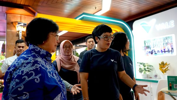 Menteri LHK Kunjungi Booth PT Vale pada Festival Peduli Sampah 2023