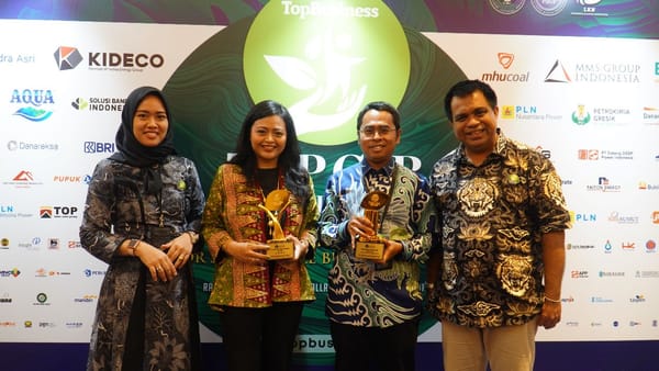 Program TJSL Tepat Sasaran, PLN EPI Sabet Top CSR Awards 2023
