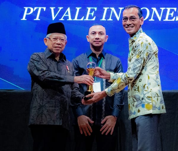 VALE Raih Penghargaan Padmamitra Award Kategori Kewirausahaan di Forum CSR Indonesia