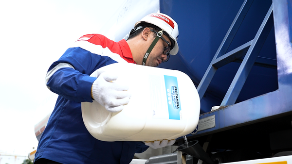 Dukung Kendaraan Diesel Lebih Ramah Lingkungan, Pertamina Lubricants Hadirkan Diesel Exhaust Fluid