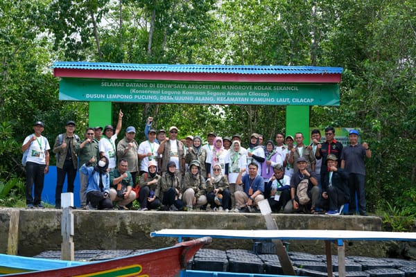 PLN EPI Gelar Studi Banding Kelola Mangrove Ke Kampung Laut-Cilacap