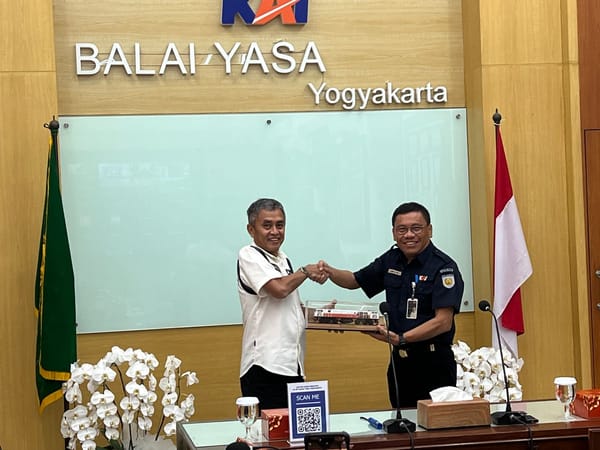 Pertamina Lubricants Dan PT Kereta Api Indonesia Tandatangani Kontrak Multiyears