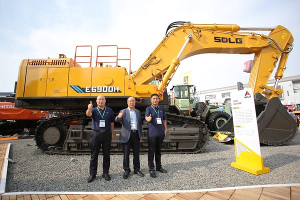 Hadir Di Mining Expo 2025, SDLG Perkenalkan Excavator Dan Wheel Loader Generasi Anyar